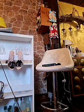 Luna-77's Webcam Show