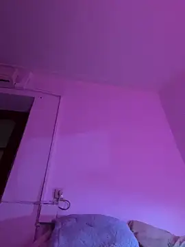 PutaNieves1983's Live XXX Chat