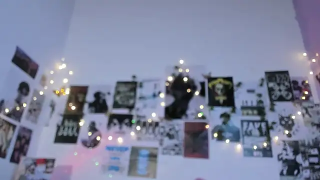 Pokazy przed kamerką – hellen_alexa