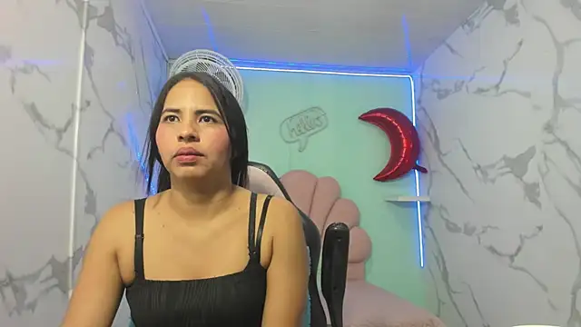 nicol_ross19 Chat XXX live