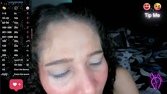 Ninna_Vergara 现场XXX聊天