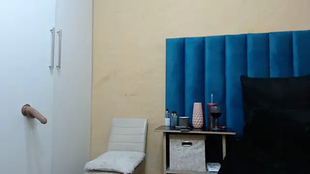 Chatroom XXX en direct de SweetestBooty