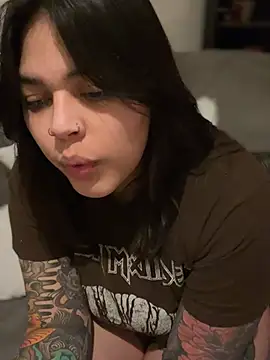 Chatroom XXX en direct de miacanela_xo