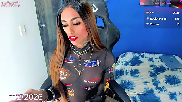 Nella_Dolls 现场XXX聊天