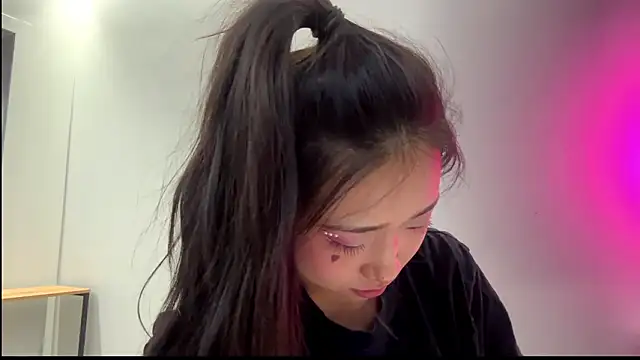 SweetMiaXOのライブXXXチャット