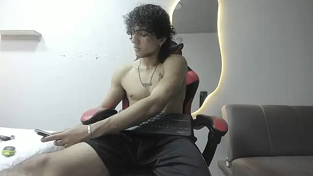 JackesTaylor élő XXX-chatje