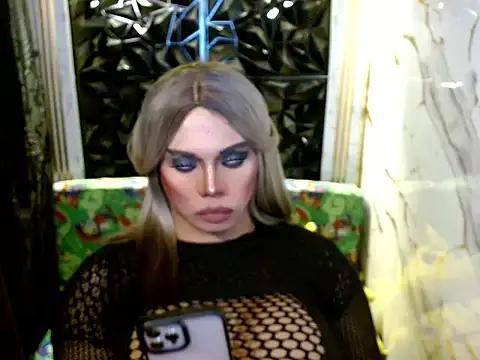 SelfSvcker Show Webcam