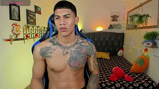 Damian_latinxxx élő XXX-chatje