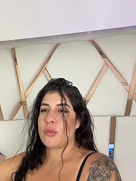 دردشة Madisson-Rivas الجنسية المباشرة