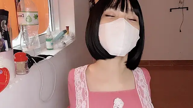 Tieu-May 在線直播表演