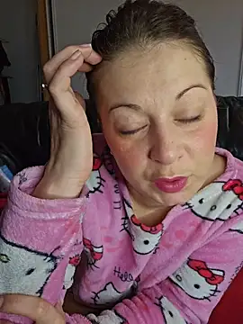 Chaudesquirt Webcam show