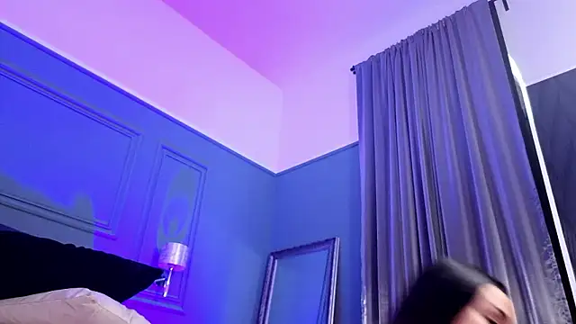 EvaXXRoseXXX élő XXX-chatje