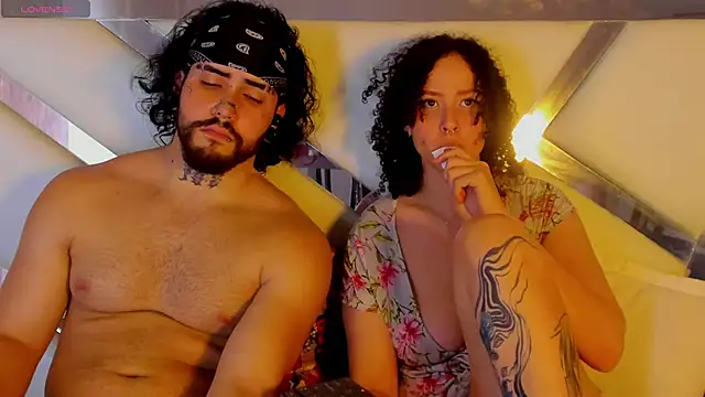 Benny_and_Mark élő XXX-chatje