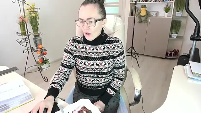 Vika73 লাইভ XXX চ্যাট