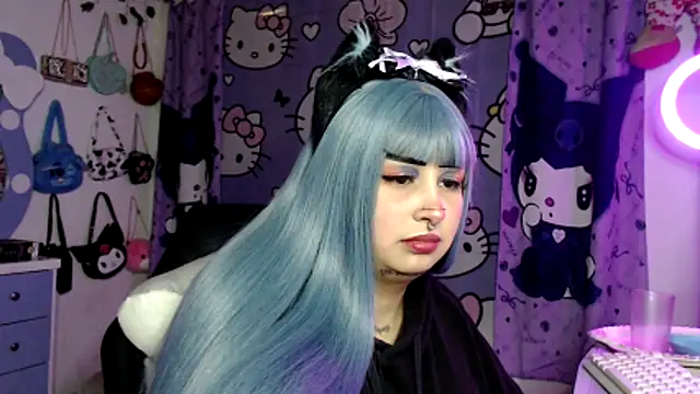 Chatroom XXX en direct de lussyevans24