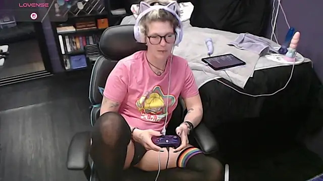 oddywithabody's Webcam Show