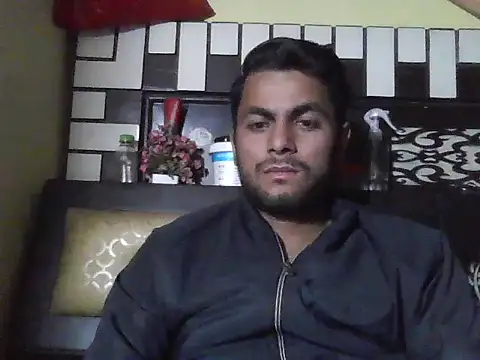 Stubborndesiboy 现场XXX聊天