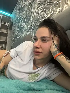 Queen_of_pain Adlı Modelin Canlı XXX Sohbeti