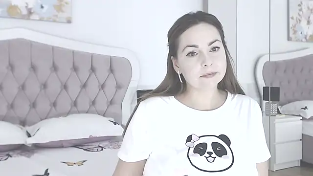 purefantasyn Webbikameraesitys