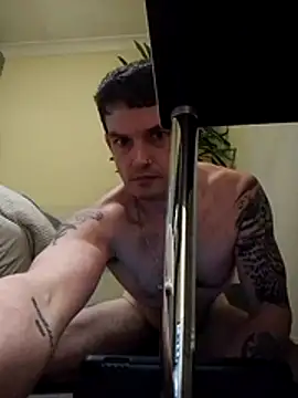 Hixxy_1025 webcam show