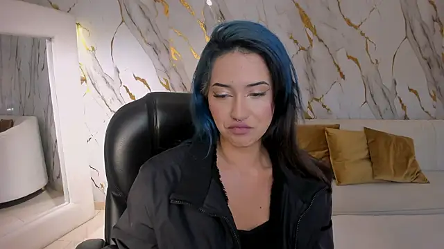 Chat +18 de KayraLanne ao vivo