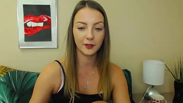 XXX chat uživo modela NatalieSexy