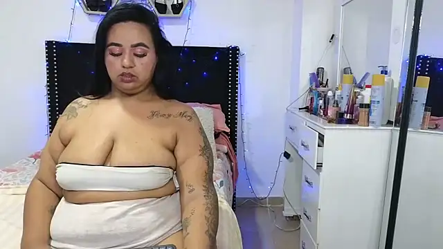 charlotte_077のライブXXXチャット