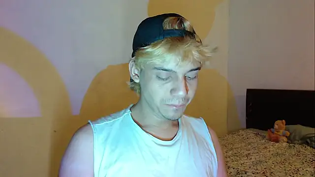 CrisotpherMoretti 网络视讯表演