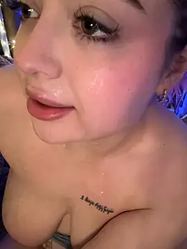 KellyMoors' Live XXX Chat