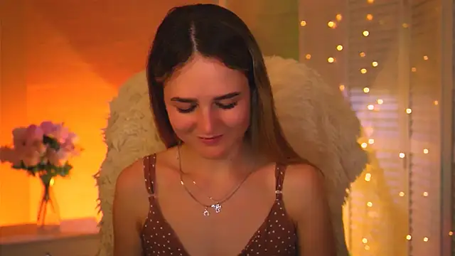 DeboraLarson Adlı Modelin Canlı XXX Sohbeti