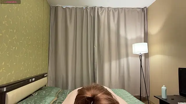 KarlynGown Live XXX chat