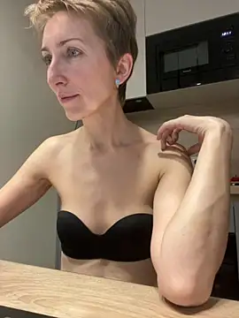 Sensual_Flowern Live XXX chat