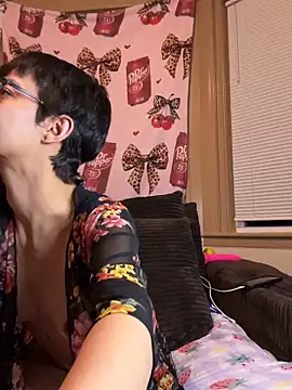 FaiiryArii Adlı Modelin Canlı XXX Sohbeti