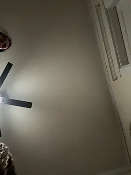 hotbofdad Show in webcam