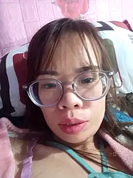 __Mai-love19__'s Webcam Show