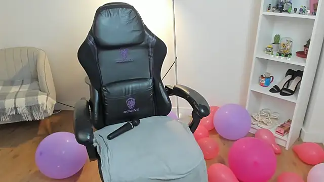 _BellaEvans_ Live XXX-Chat