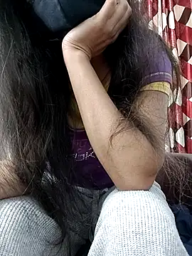 Ruhi_07 Chat XXX live