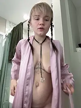 Cutiepiespanks Chat XXX in diretta