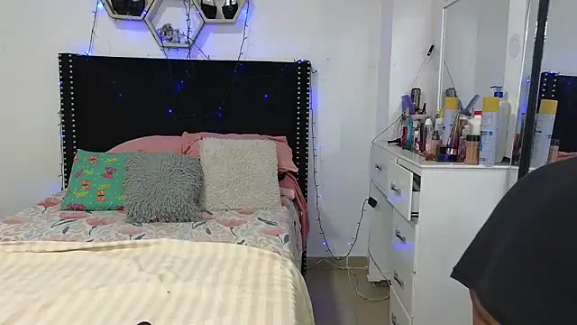 charlotte_077 – Live XXX-chat