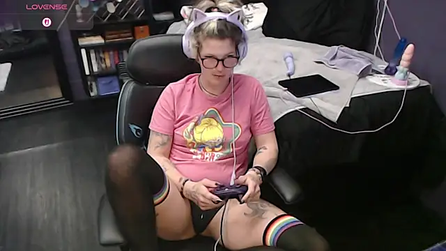 oddywithabody webkamerás műsora