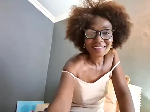 NaughtyCouga: απευθείας συνομιλία ΧΧΧ