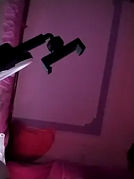 Chouchou688 网络视讯表演