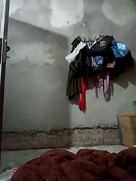 vangkt-cute Chat XXX in diretta