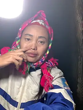 hinicky-0 Chat XXX in diretta