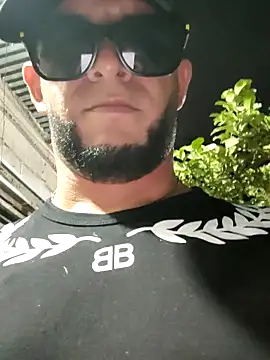 PIGHIGHDIRTY_p0n Webbikameraesitys