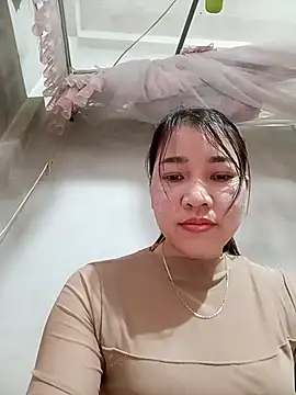 ladzy_sexy élő XXX-chatje