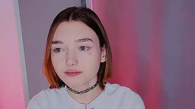 XXX chat uživo modela Leyla_crsh