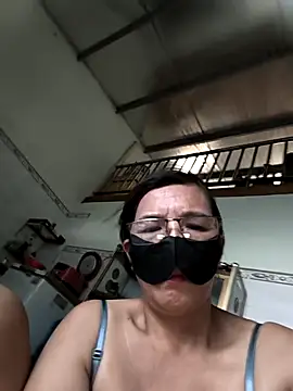 Pussy-xx Show Webcam