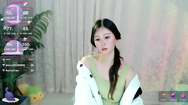 Aimee-520 élő XXX-chatje