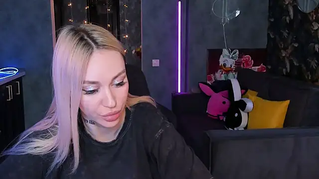 Blckmirrorr Live XXX-chat